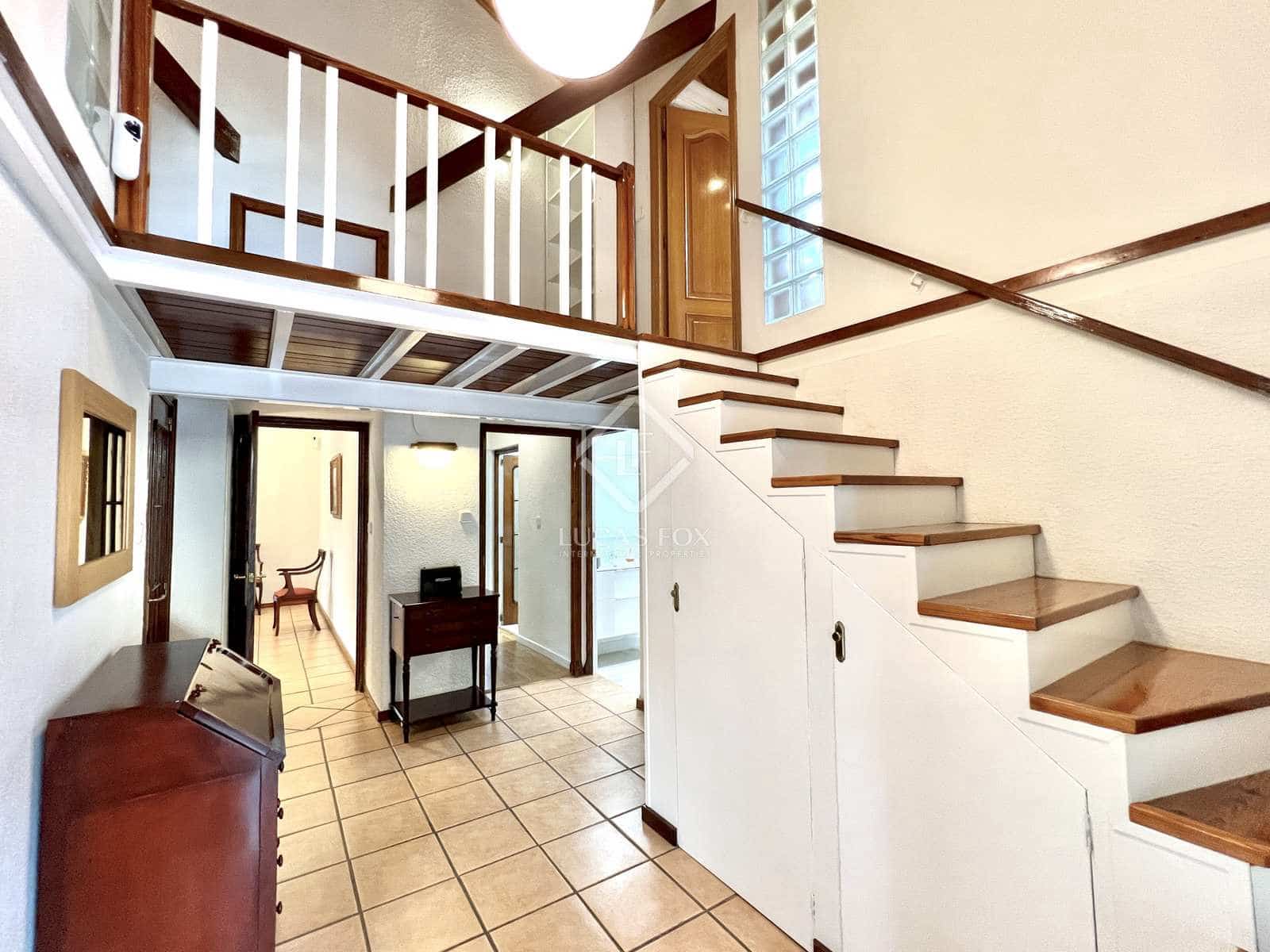 4 slaapkamer Villa te huur in Alicante stad met zwembad garage - € 3.500 (Ref: 7585580)