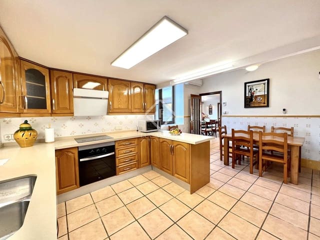 4 slaapkamer Villa te huur in Alicante stad met zwembad garage - € 3.500 (Ref: 7585580)