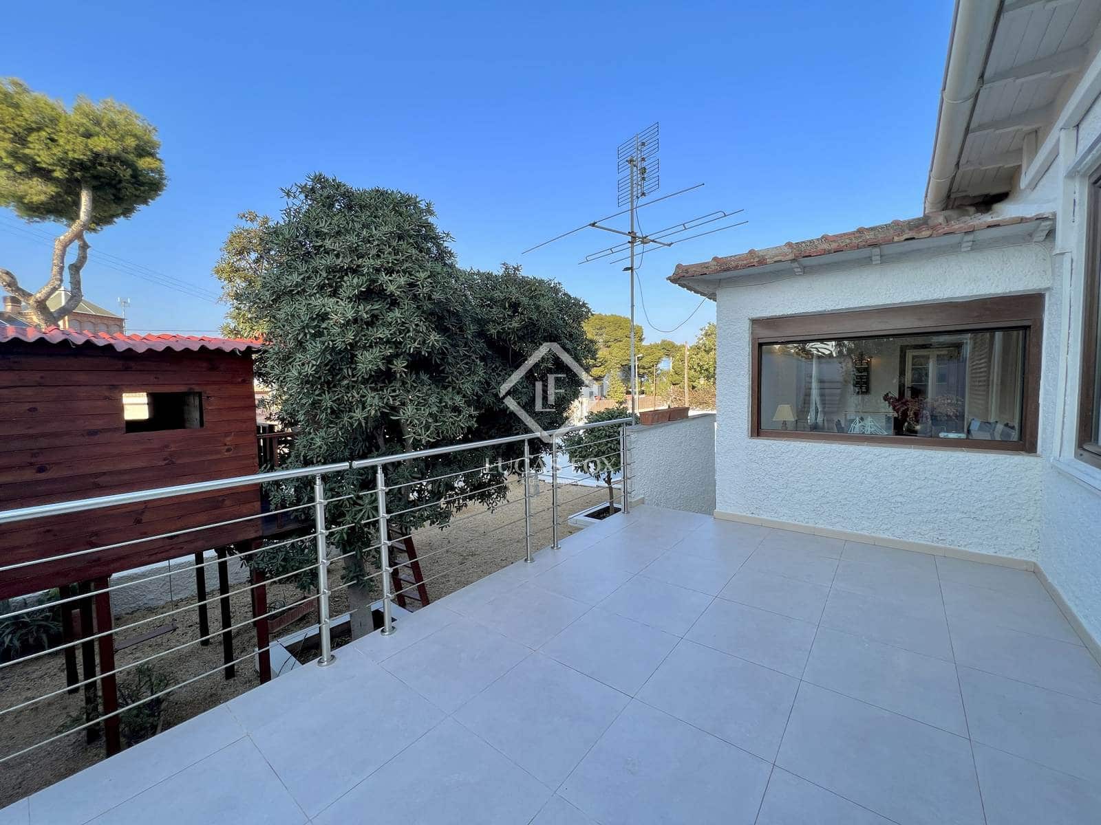 4 slaapkamer Villa te huur in Alicante stad met zwembad garage - € 3.500 (Ref: 7585580)