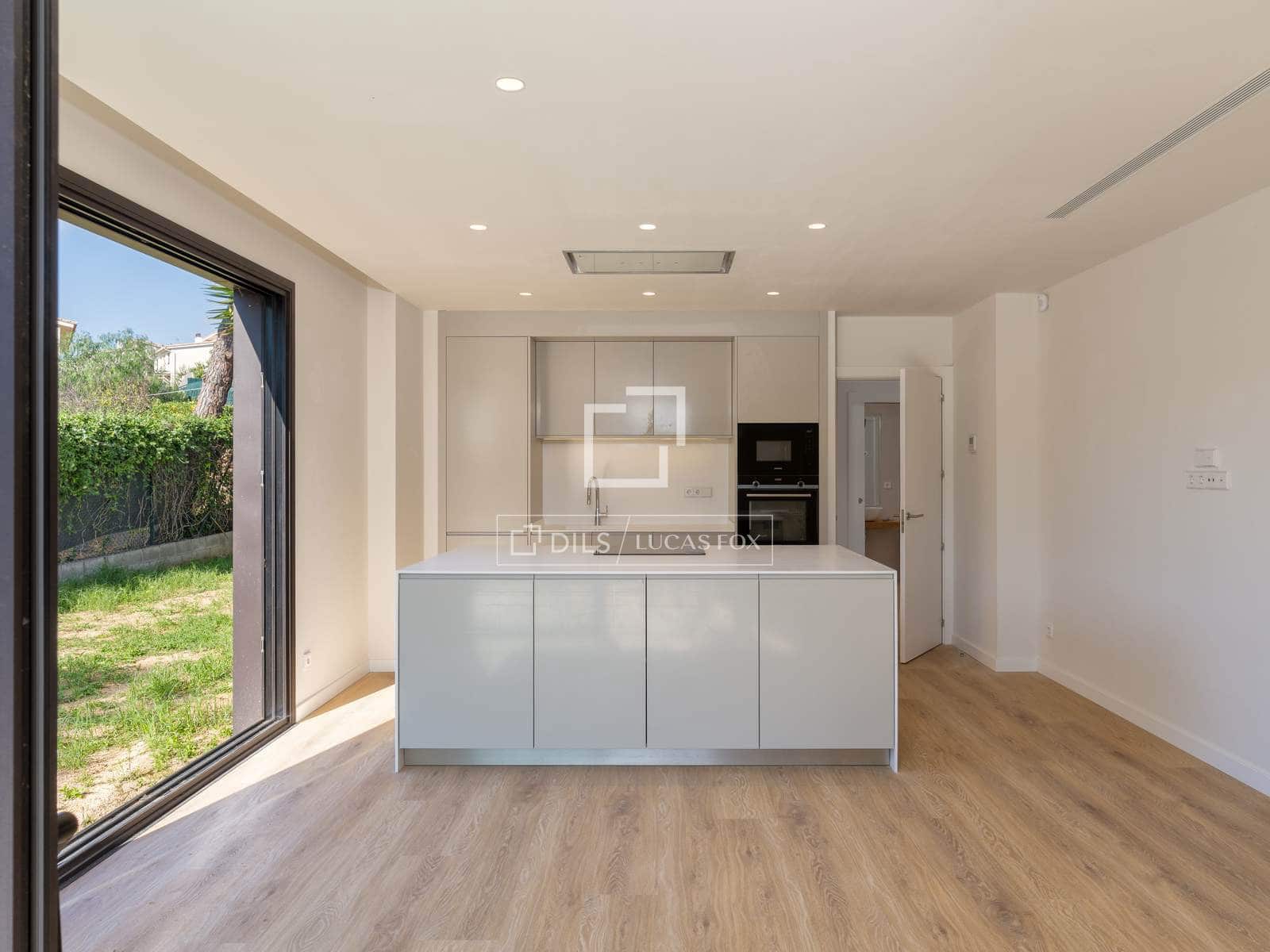 4 sovrum Villa till salu i Palamos med pool garage - 765 000 € (Ref: 7585585)
