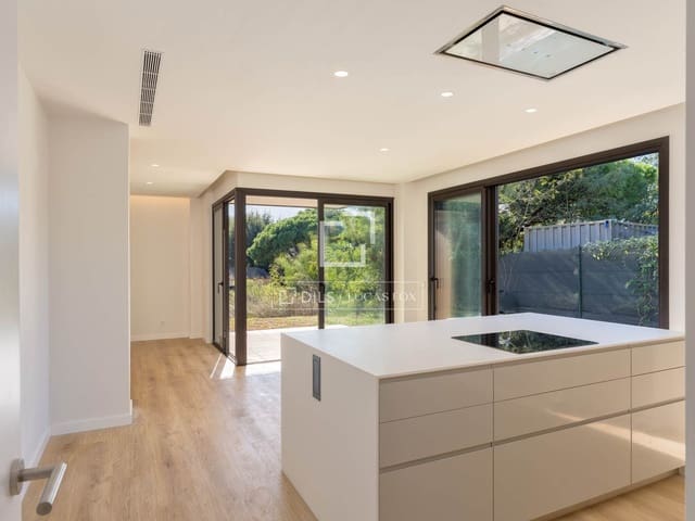 4 soverom Villa til salgs i Palamós med svømmebasseng garasje - € 765 000 (Ref: 7585585)