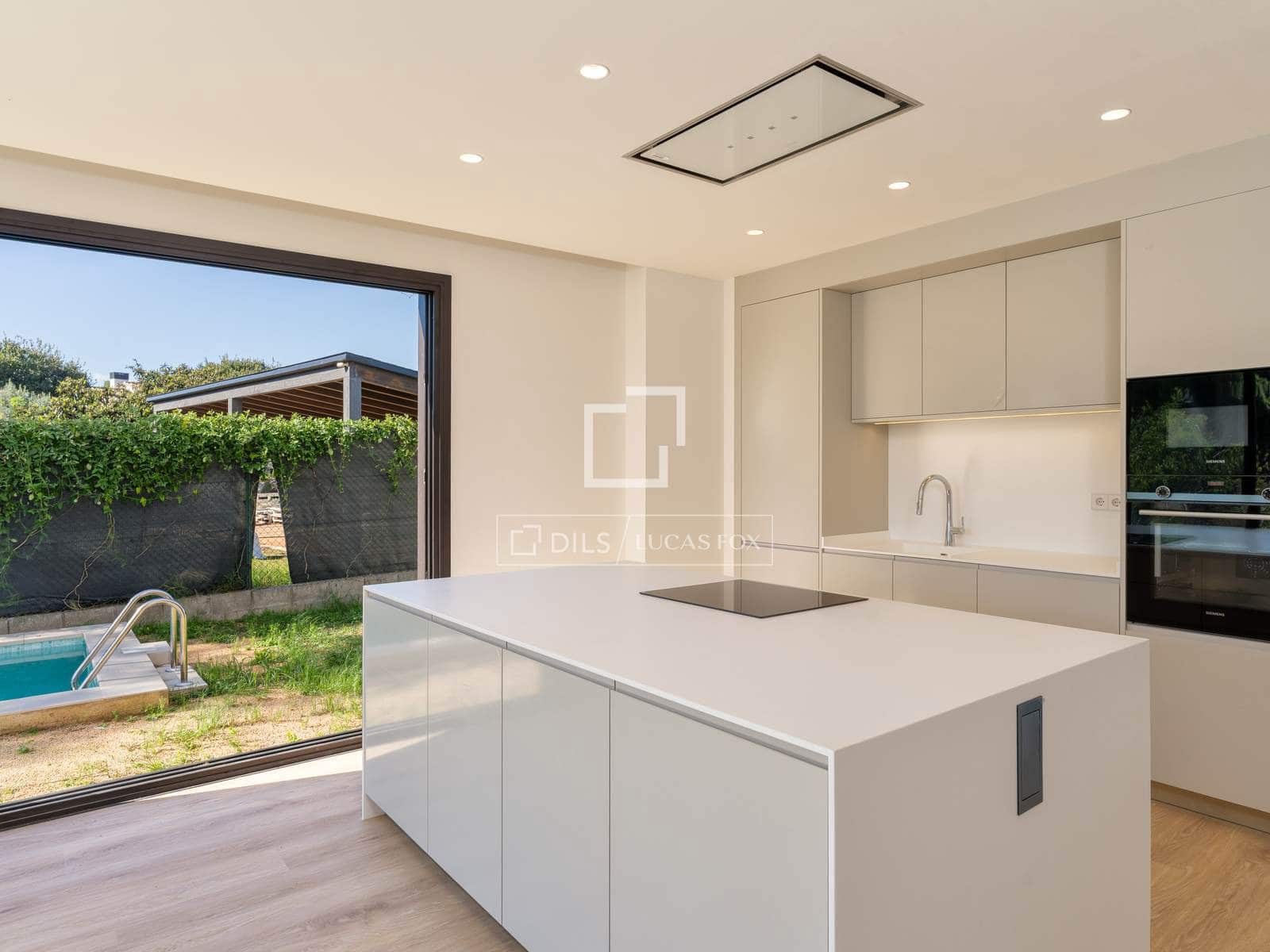 4 sovrum Villa till salu i Palamos med pool garage - 765 000 € (Ref: 7585585)