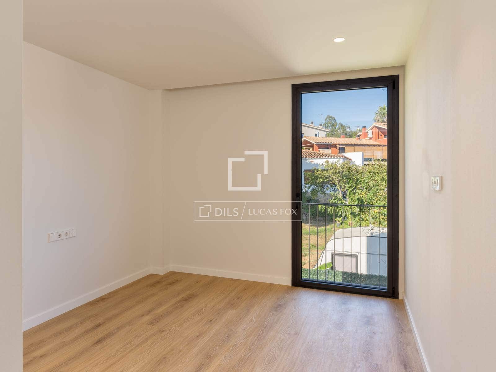 4 sovrum Villa till salu i Palamos med pool garage - 765 000 € (Ref: 7585585)