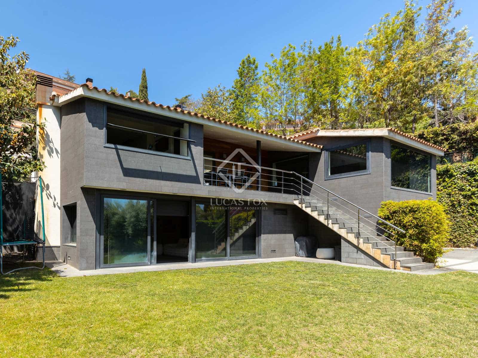 3 soveværelse Villa til salg i Premia de Dalt med garage - € 1.149.000 (Ref: 7585588)