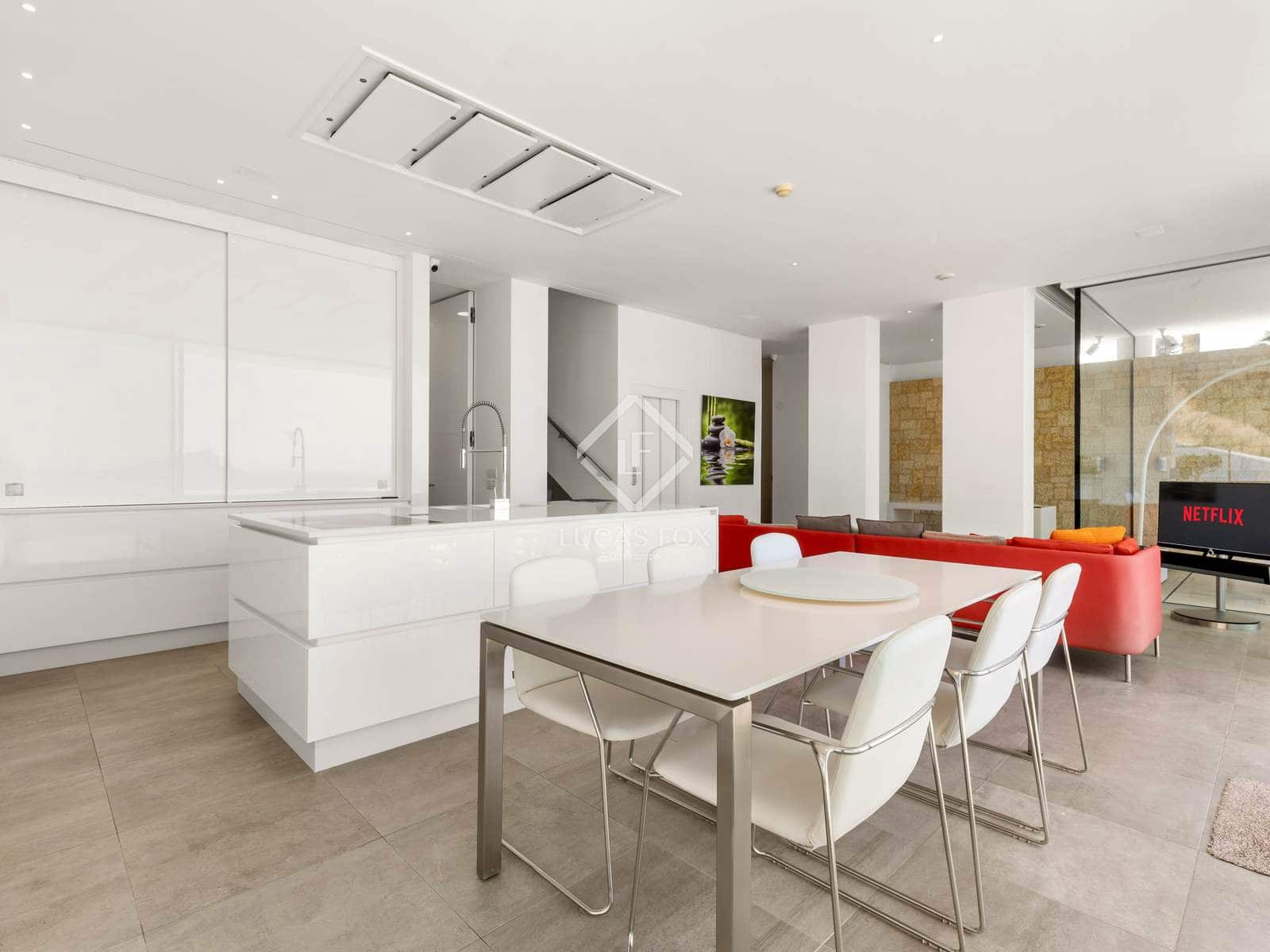 3 bedroom Villa for sale in Altea with pool garage - € 2,980,000 (Ref: 7593608)