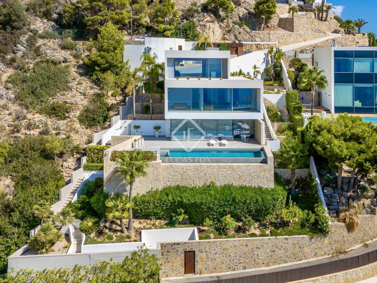 3 bedroom Villa for sale in Altea with pool garage - € 2,980,000 (Ref: 7593608)