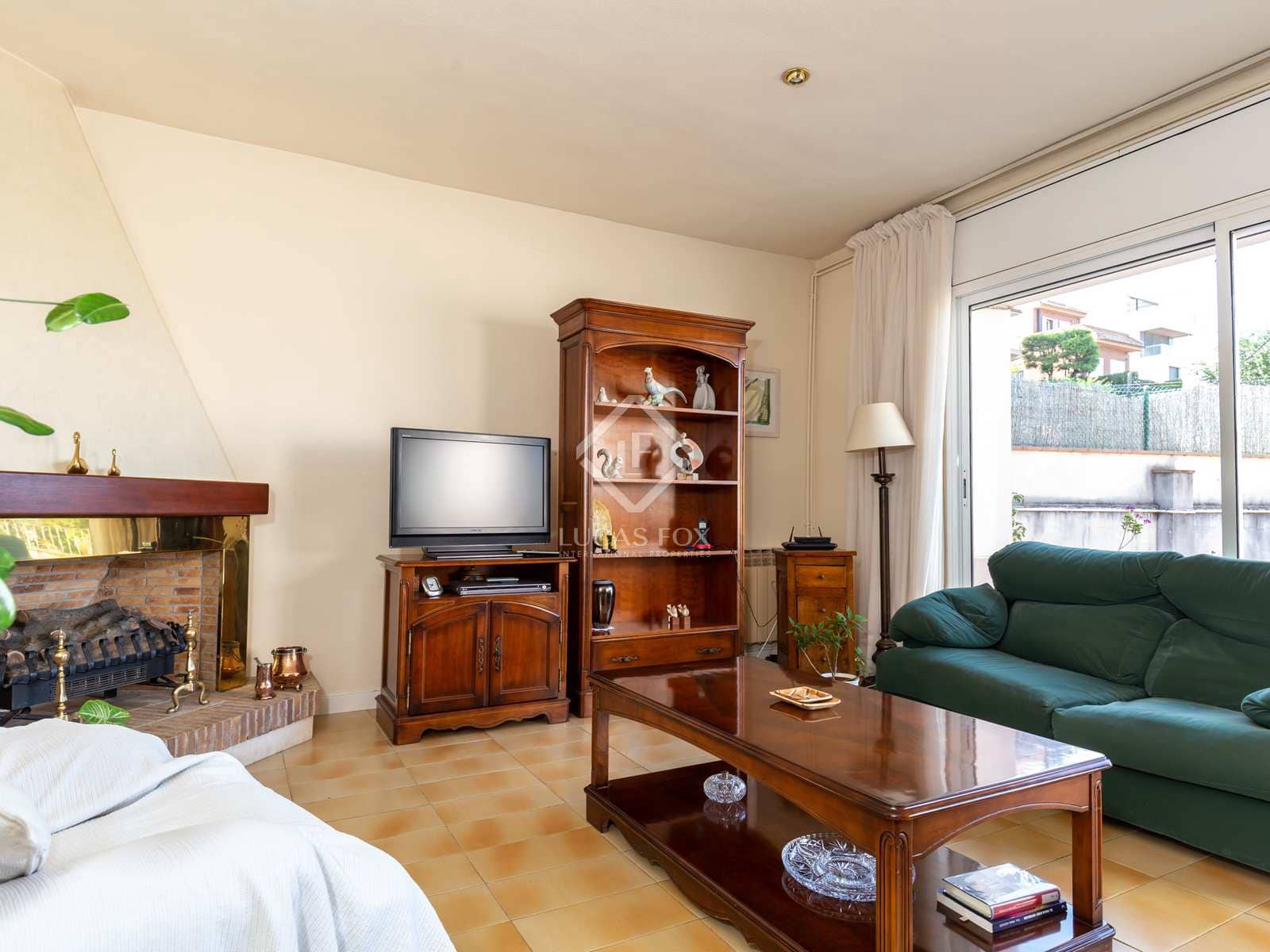 6 soveværelse Villa til salg i Esplugues de Llobregat med garage - € 1.200.000 (Ref: 7597156)