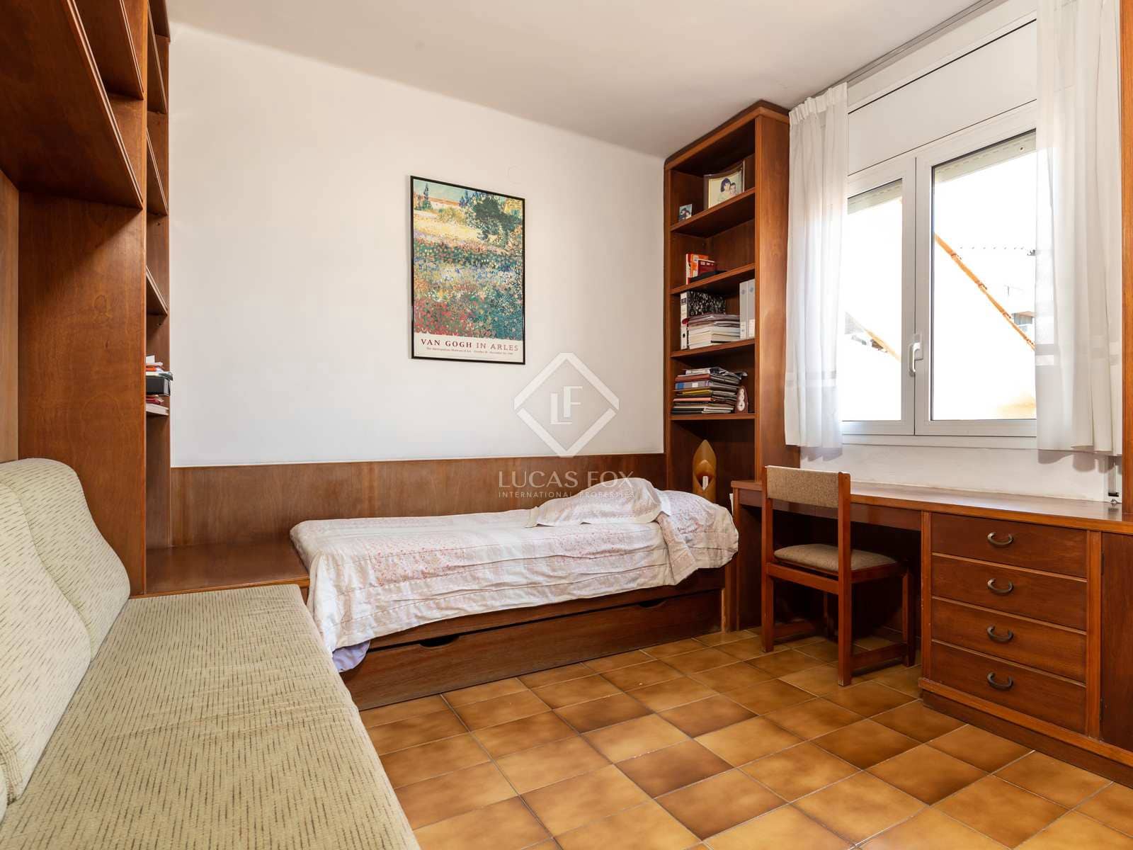 6 soveværelse Villa til salg i Esplugues de Llobregat med garage - € 1.200.000 (Ref: 7597156)