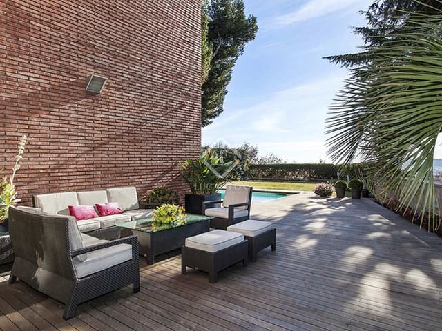 6 quarto Moradia para arrendar em Barcelona cidade com piscina garagem - 9 900 € (Ref: 7601033)