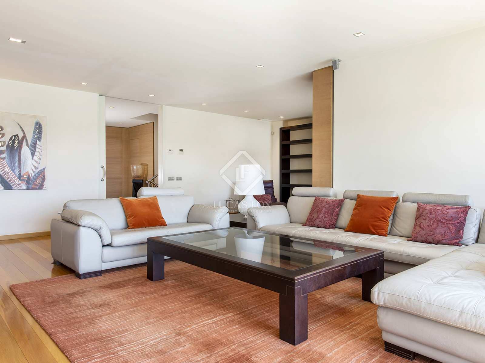 6 sypialnia Willa do wynajęcia w Miasto Barcelona z basenem garażem - 9 900 € (Ref: 7601033)