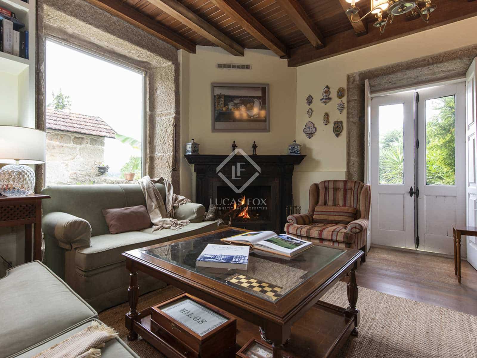 9 soverom Villa til salgs i Mondariz med svømmebasseng garasje - € 685 000 (Ref: 7603139)