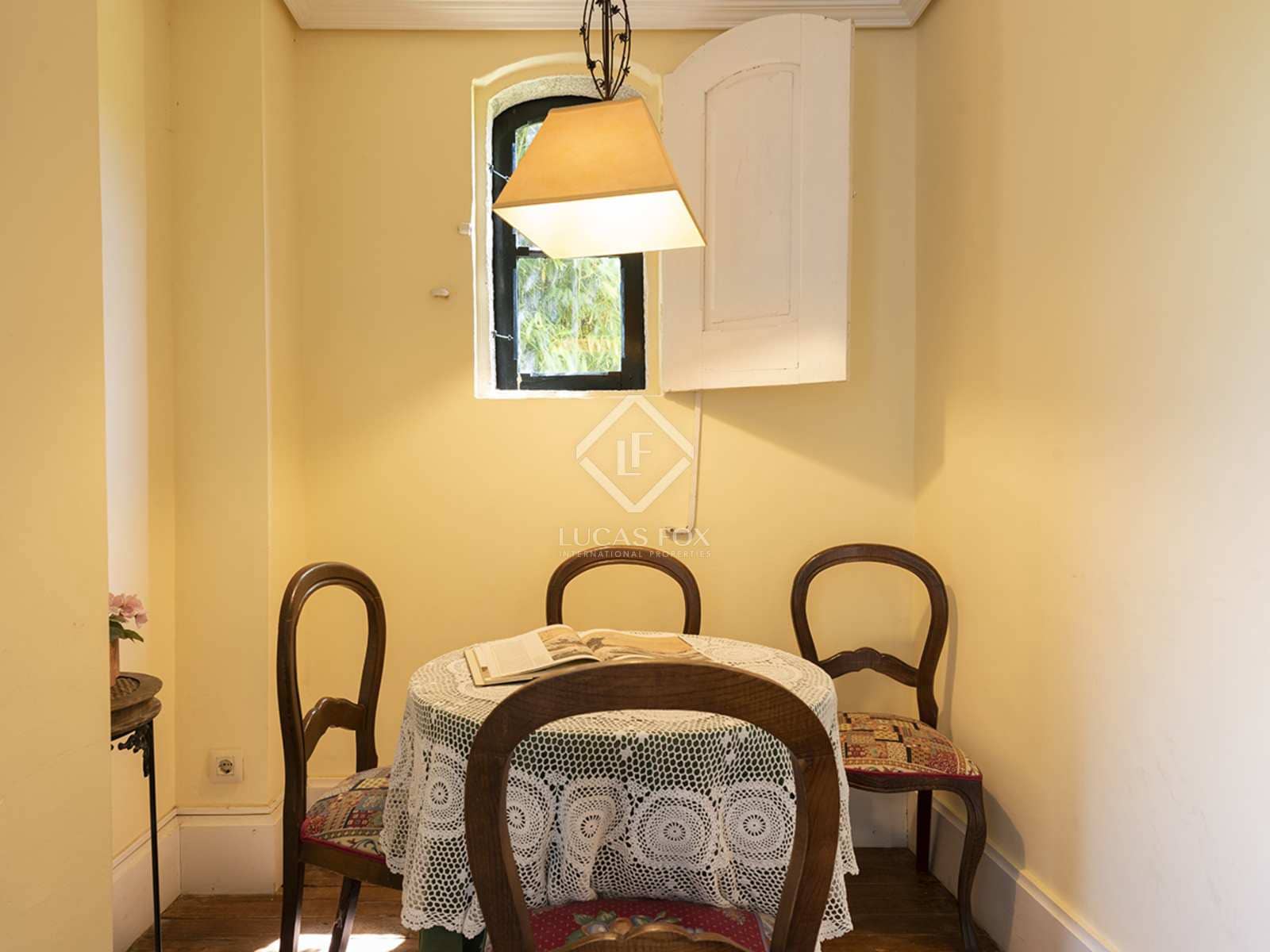 9 soverom Villa til salgs i Mondariz med svømmebasseng garasje - € 685 000 (Ref: 7603139)