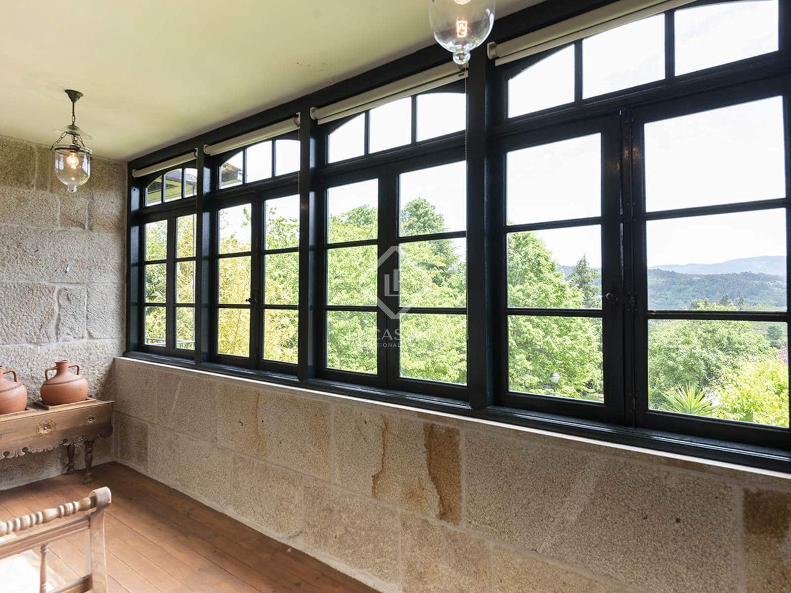 9 soverom Villa til salgs i Mondariz med svømmebasseng garasje - € 685 000 (Ref: 7603139)