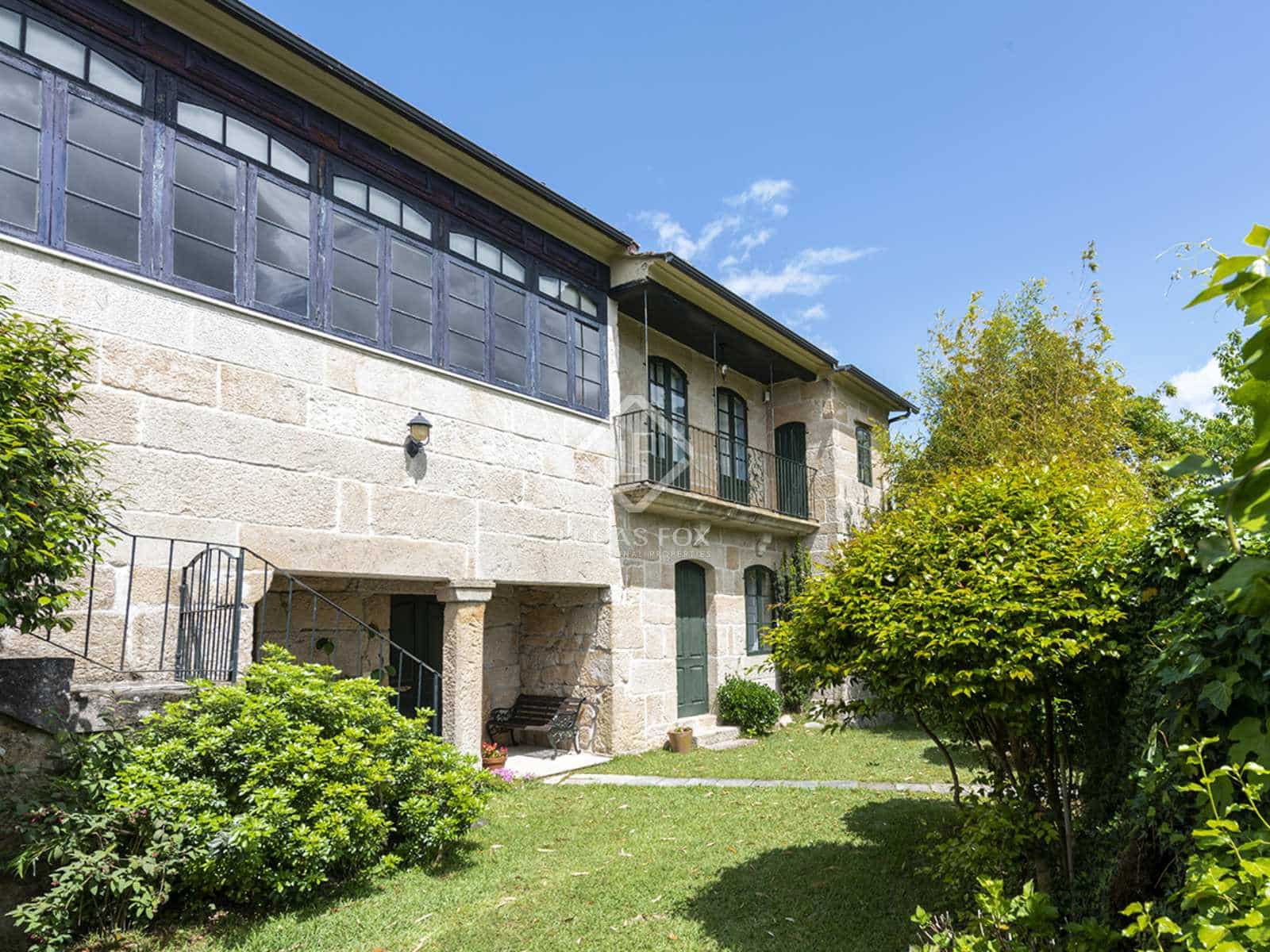 9 soverom Villa til salgs i Mondariz med svømmebasseng garasje - € 685 000 (Ref: 7603139)