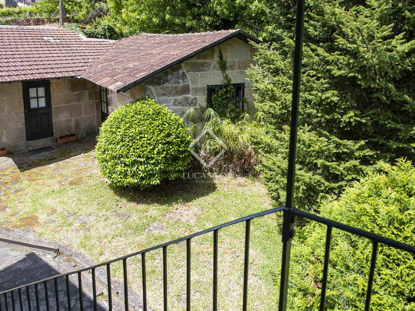 9 soverom Villa til salgs i Mondariz med svømmebasseng garasje - € 685 000 (Ref: 7603139)