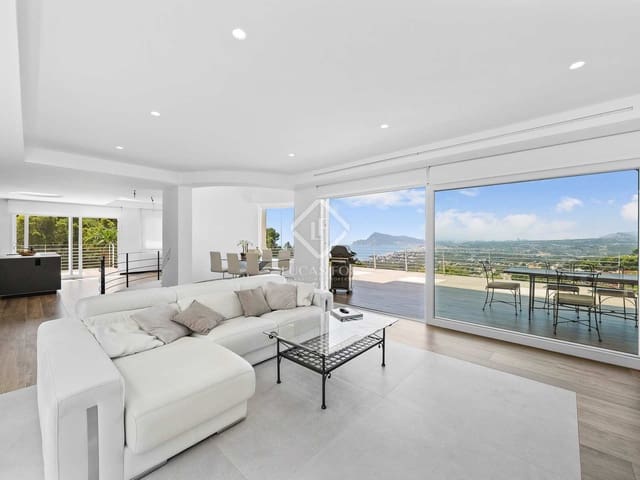 Chalet de 3 habitaciones en Altea en venta con piscina garaje - 1.750.000 € (Ref: 7615128)