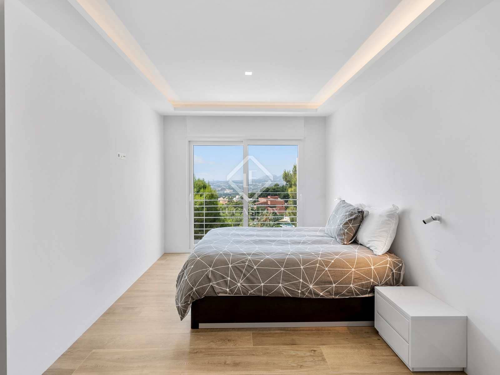 Chalet de 3 habitaciones en Altea en venta con piscina garaje - 1.750.000 € (Ref: 7615128)