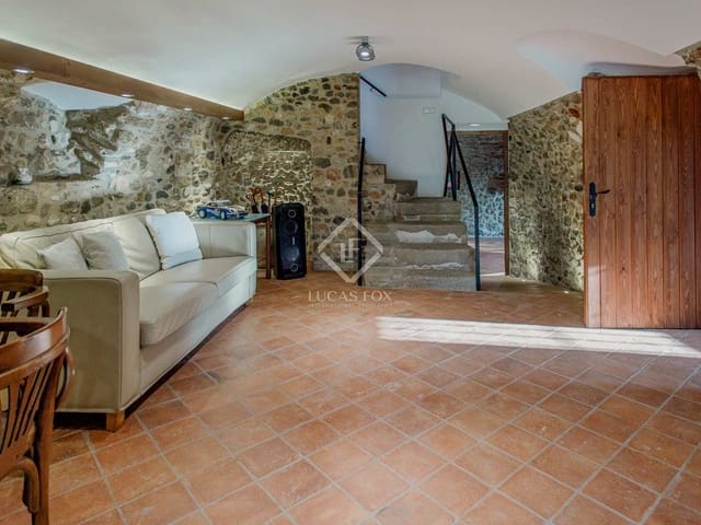 5 chambre Finca/Maison de Campagne à vendre à Lladó avec piscine - 900 000 € (Ref: 7615132)