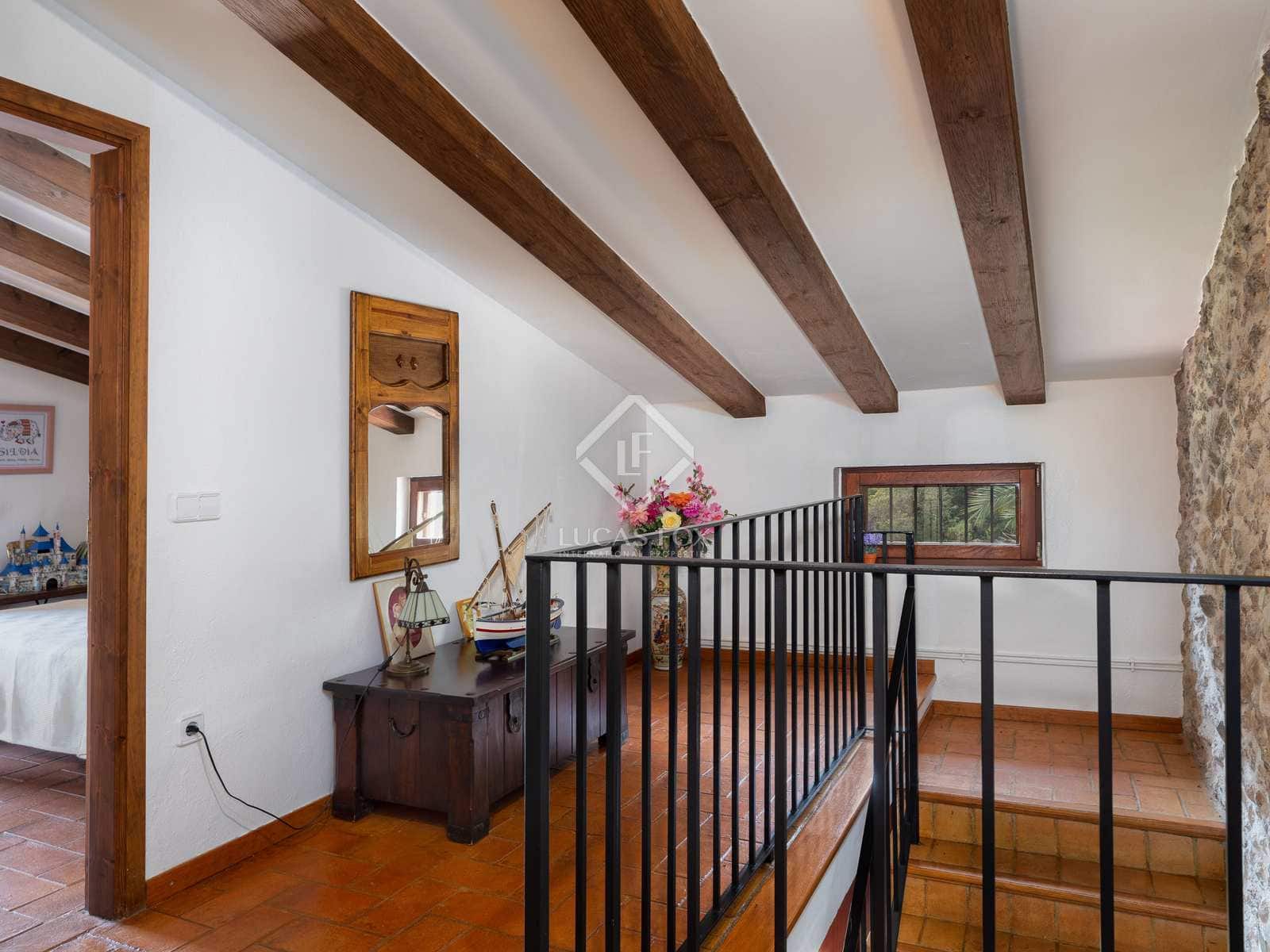 5 chambre Finca/Maison de Campagne à vendre à Llado avec piscine - 900 000 € (Ref: 7615132)