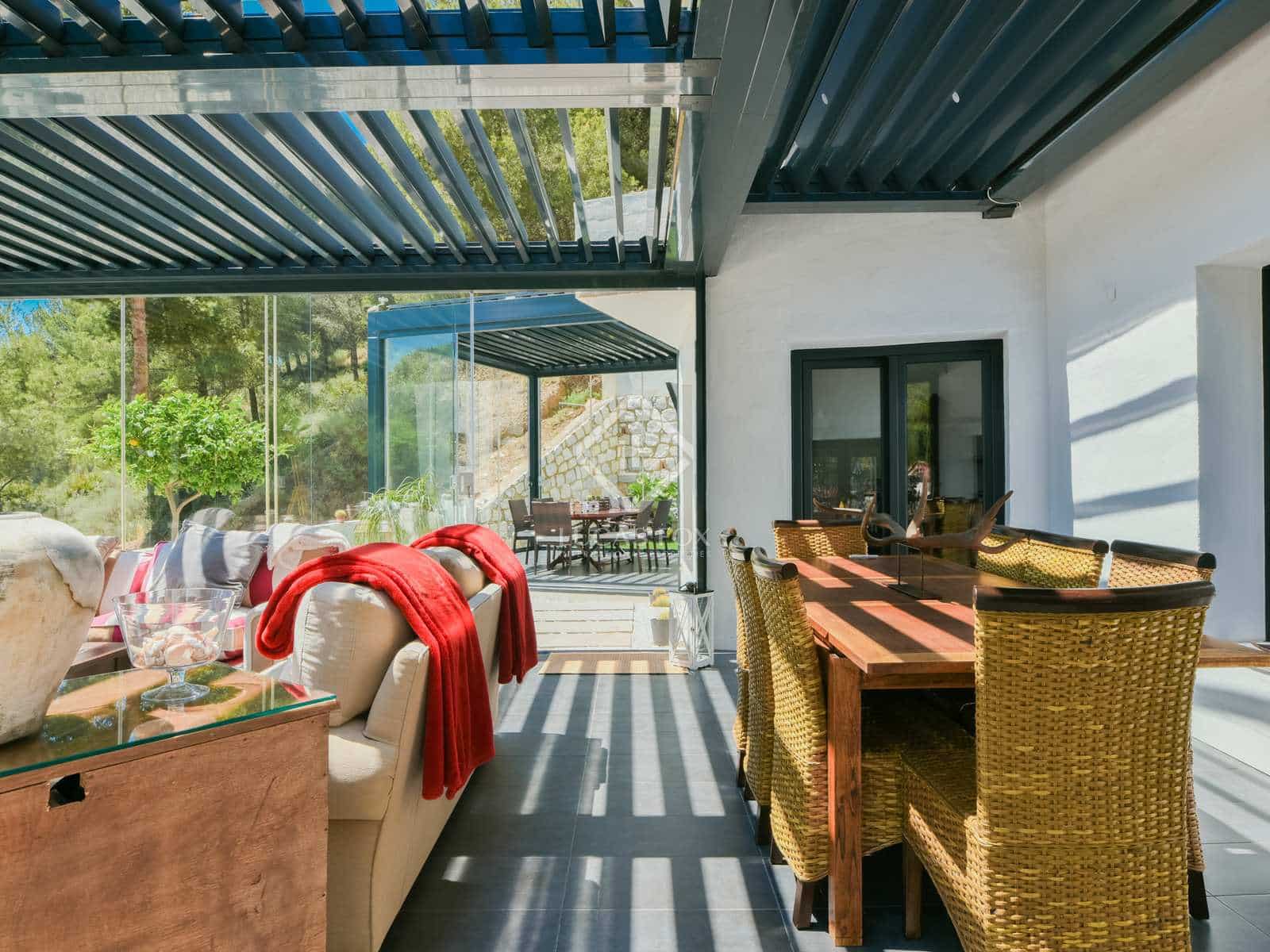 4 slaapkamer Villa te koop in Malaga stad met zwembad garage - € 1.500.000 (Ref: 7615136)