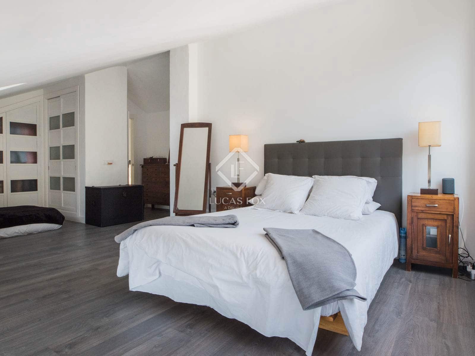 4 slaapkamer Villa te koop in Malaga stad met zwembad garage - € 1.500.000 (Ref: 7615136)