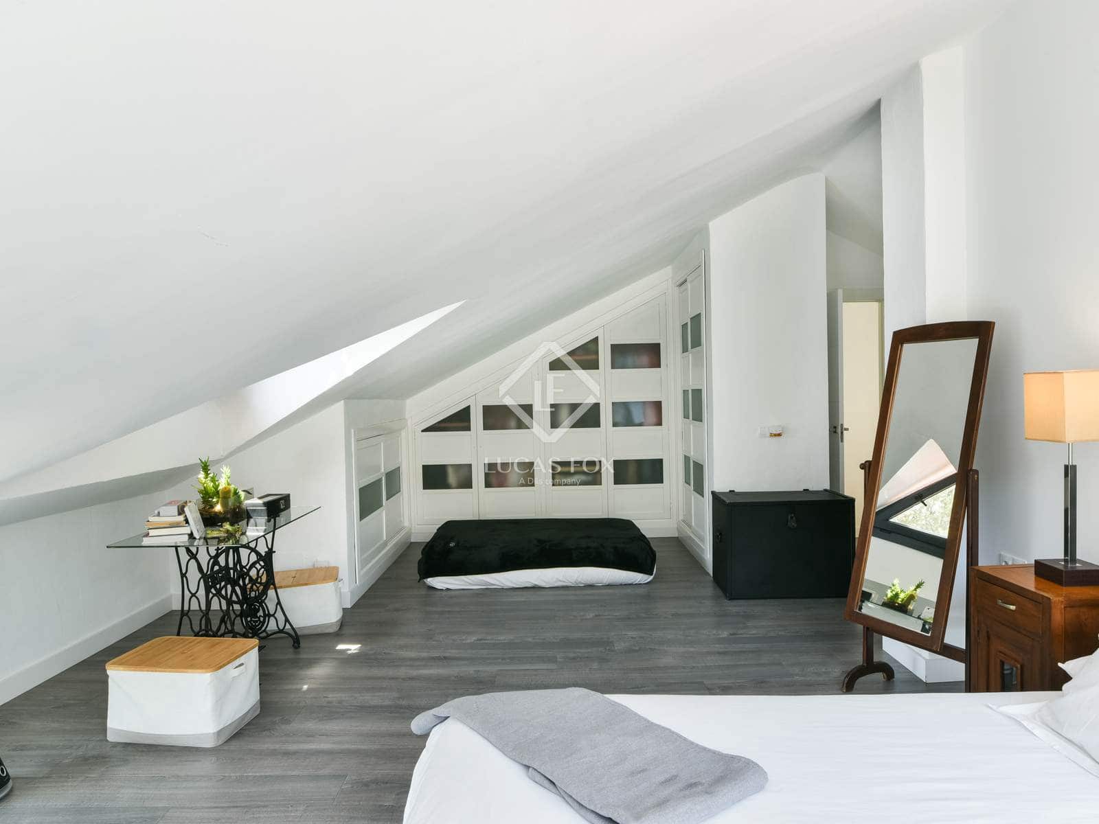 4 slaapkamer Villa te koop in Malaga stad met zwembad garage - € 1.500.000 (Ref: 7615136)