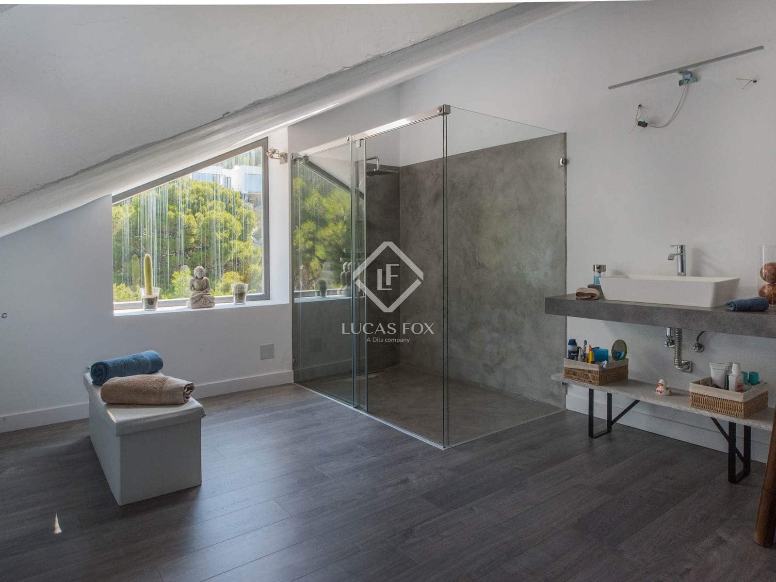 4 slaapkamer Villa te koop in Malaga stad met zwembad garage - € 1.500.000 (Ref: 7615136)