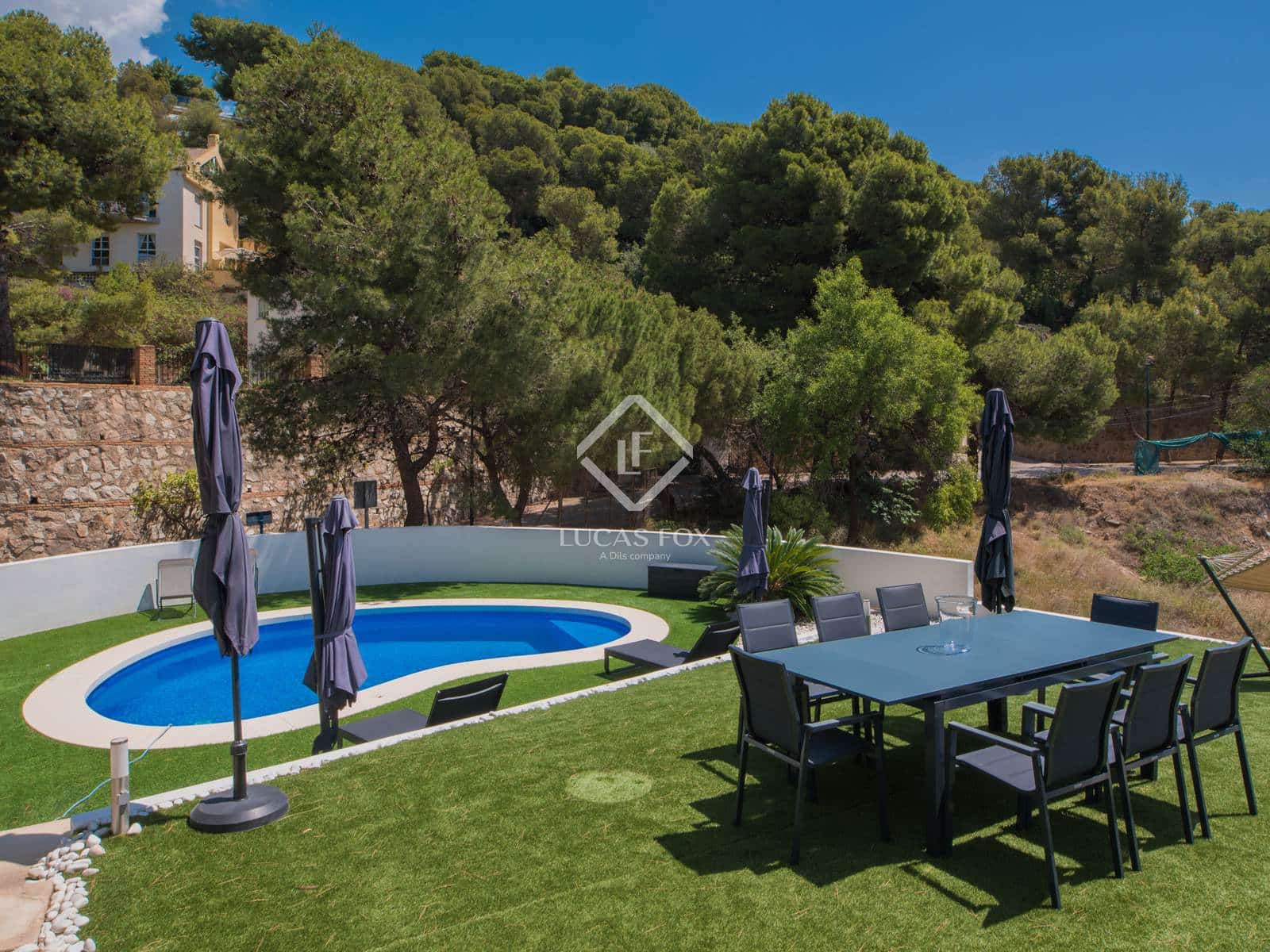 4 slaapkamer Villa te koop in Malaga stad met zwembad garage - € 1.500.000 (Ref: 7615136)