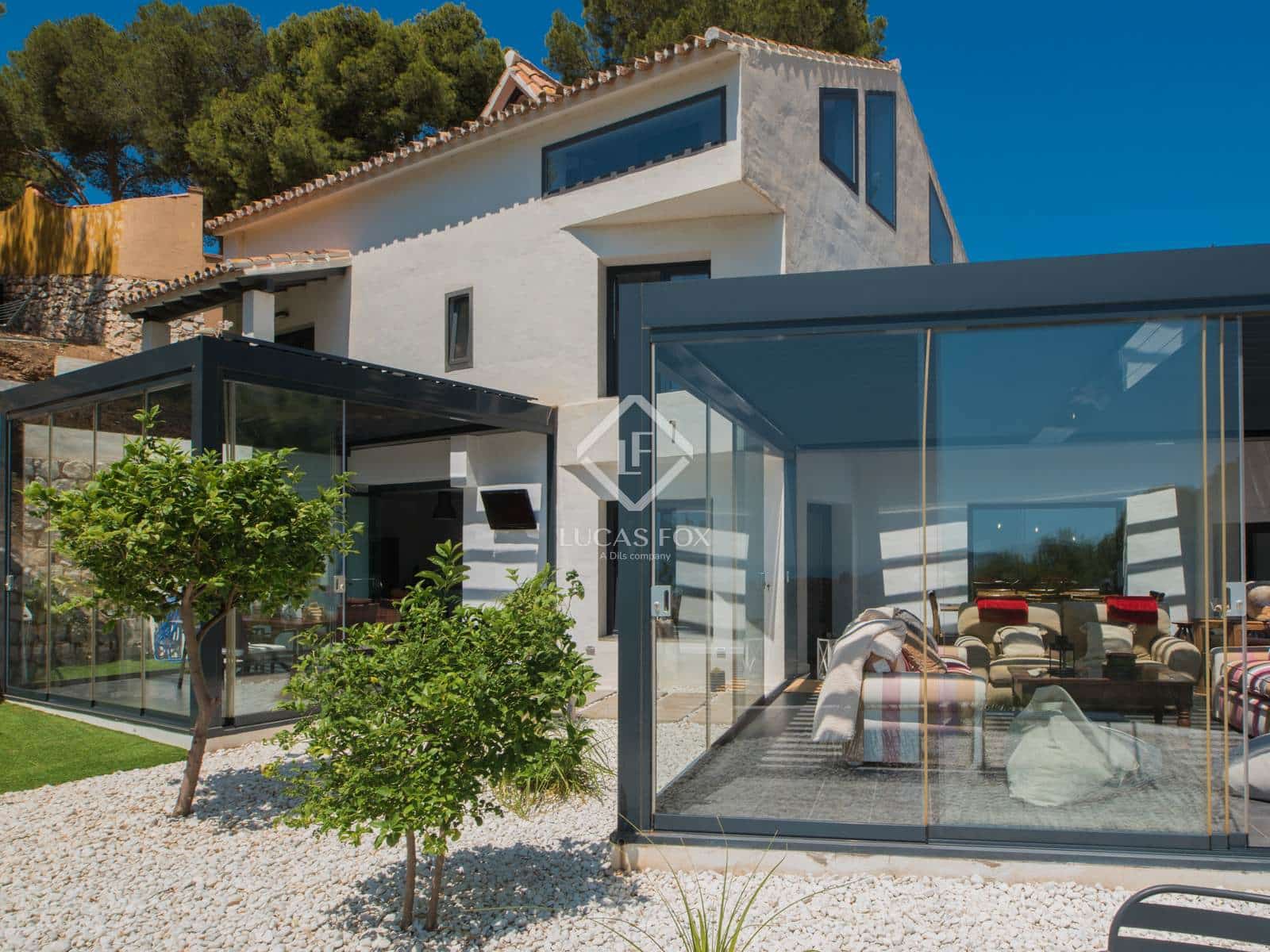 4 slaapkamer Villa te koop in Malaga stad met zwembad garage - € 1.500.000 (Ref: 7615136)