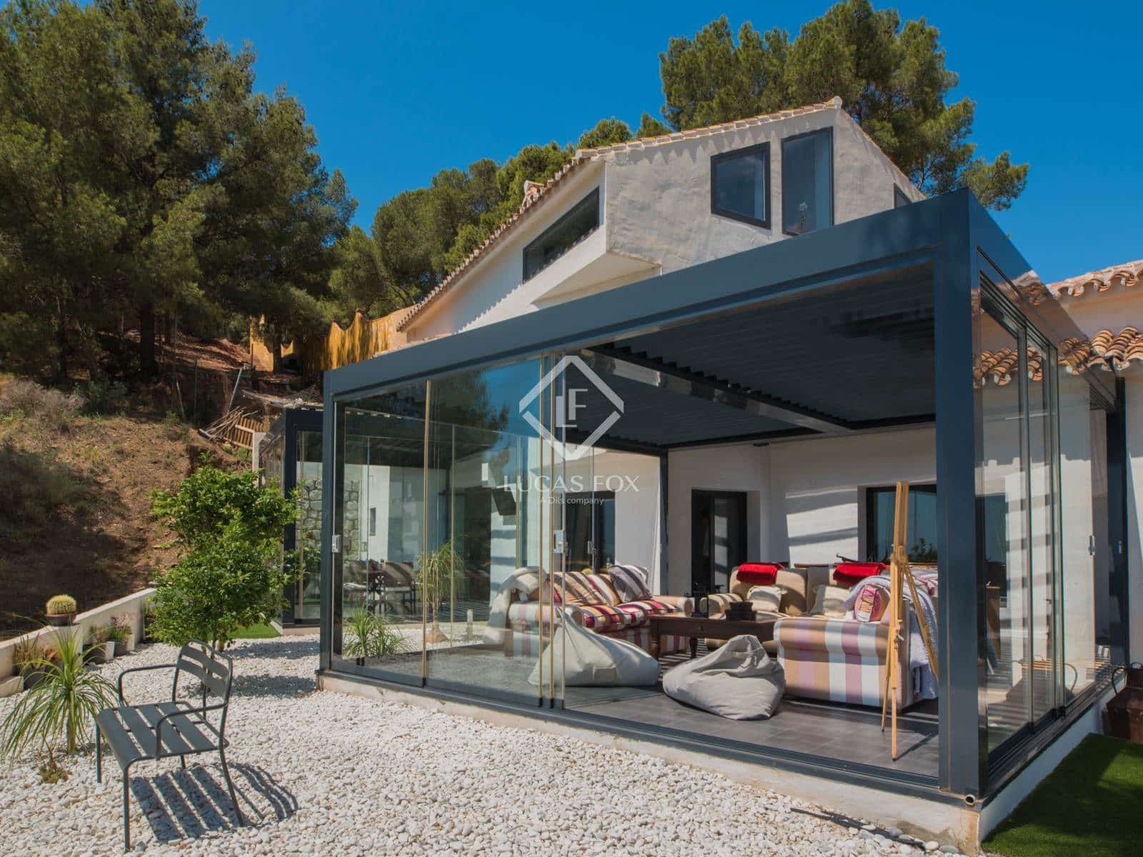 4 slaapkamer Villa te koop in Malaga stad met zwembad garage - € 1.500.000 (Ref: 7615136)