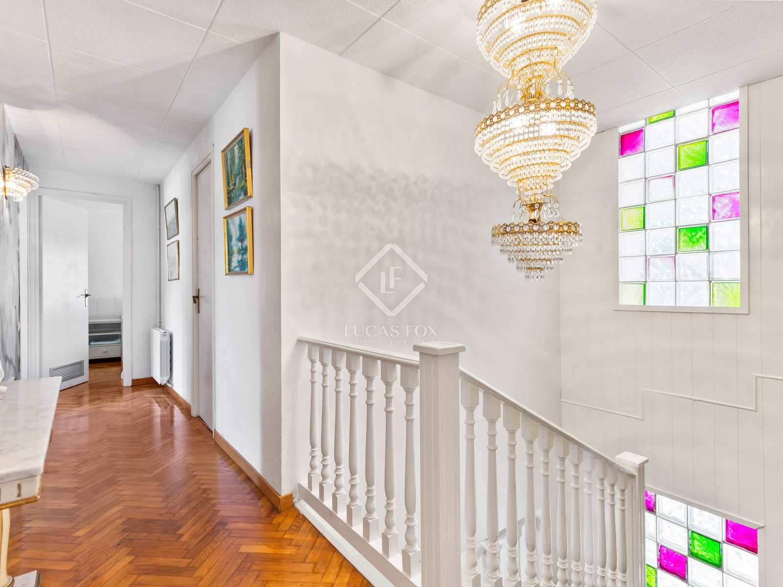 5 sovrum Villa till salu i Castelldefels med pool garage - 1 390 000 € (Ref: 7618055)