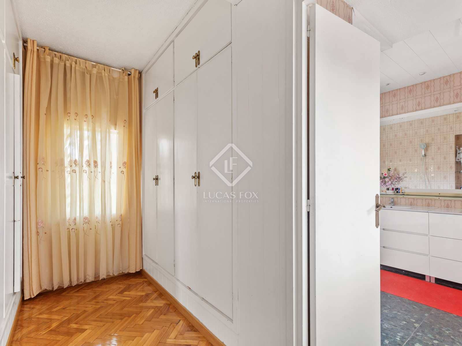 5 sovrum Villa till salu i Castelldefels med pool garage - 1 390 000 € (Ref: 7618055)