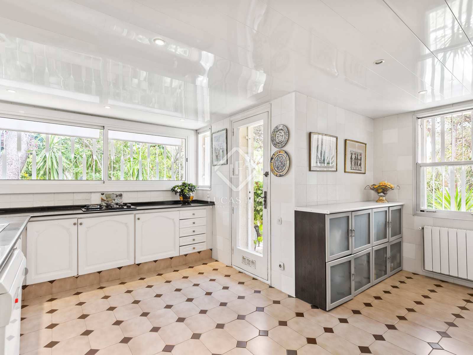 5 sovrum Villa till salu i Castelldefels med pool garage - 1 390 000 € (Ref: 7618055)