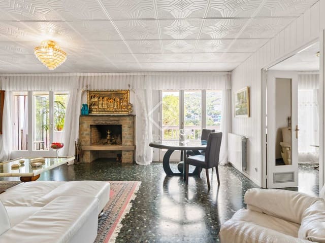 5 bedroom Villa for sale in Castelldefels with pool garage - € 1,390,000 (Ref: 7618055)