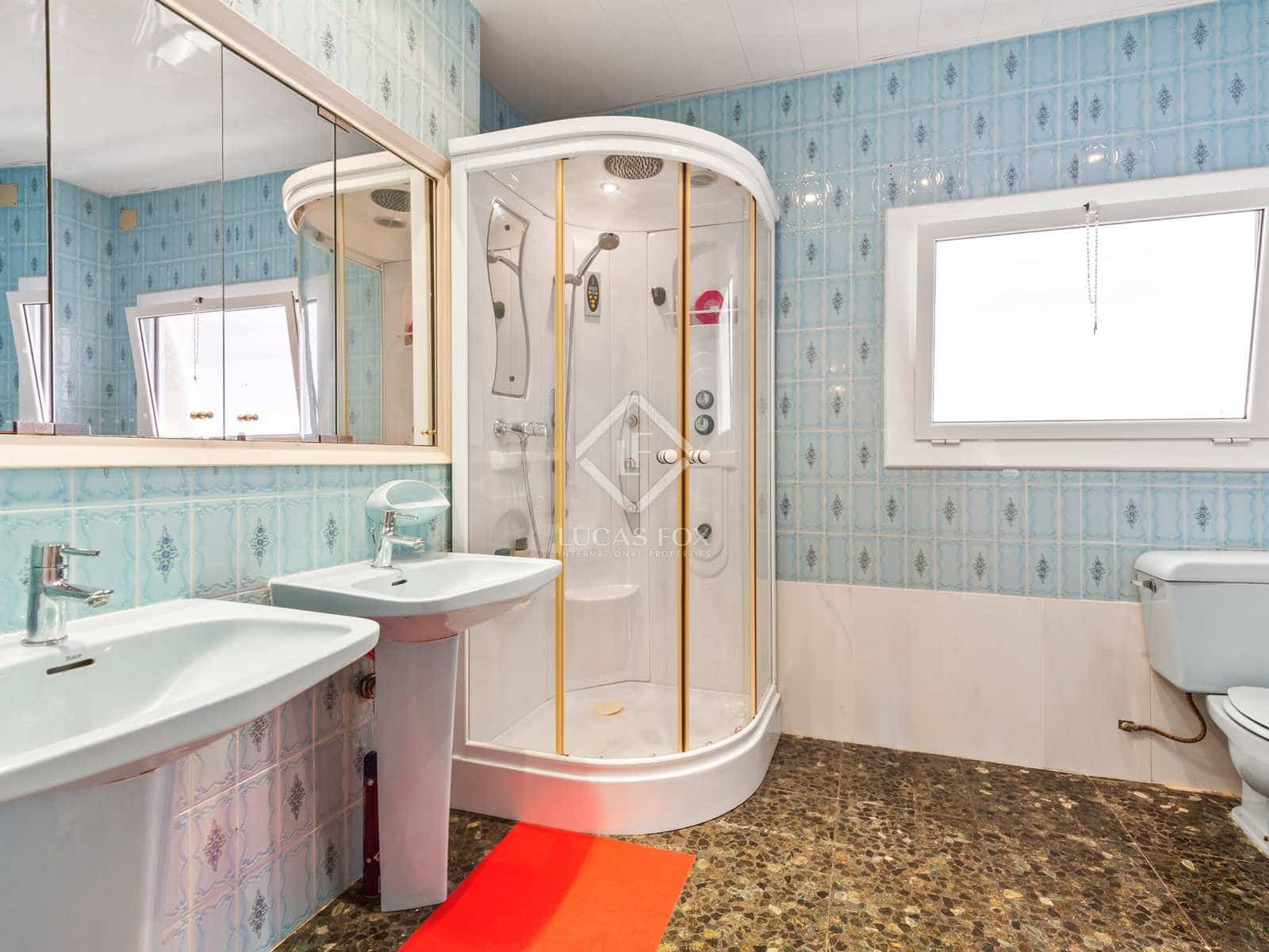 5 sovrum Villa till salu i Castelldefels med pool garage - 1 390 000 € (Ref: 7618055)