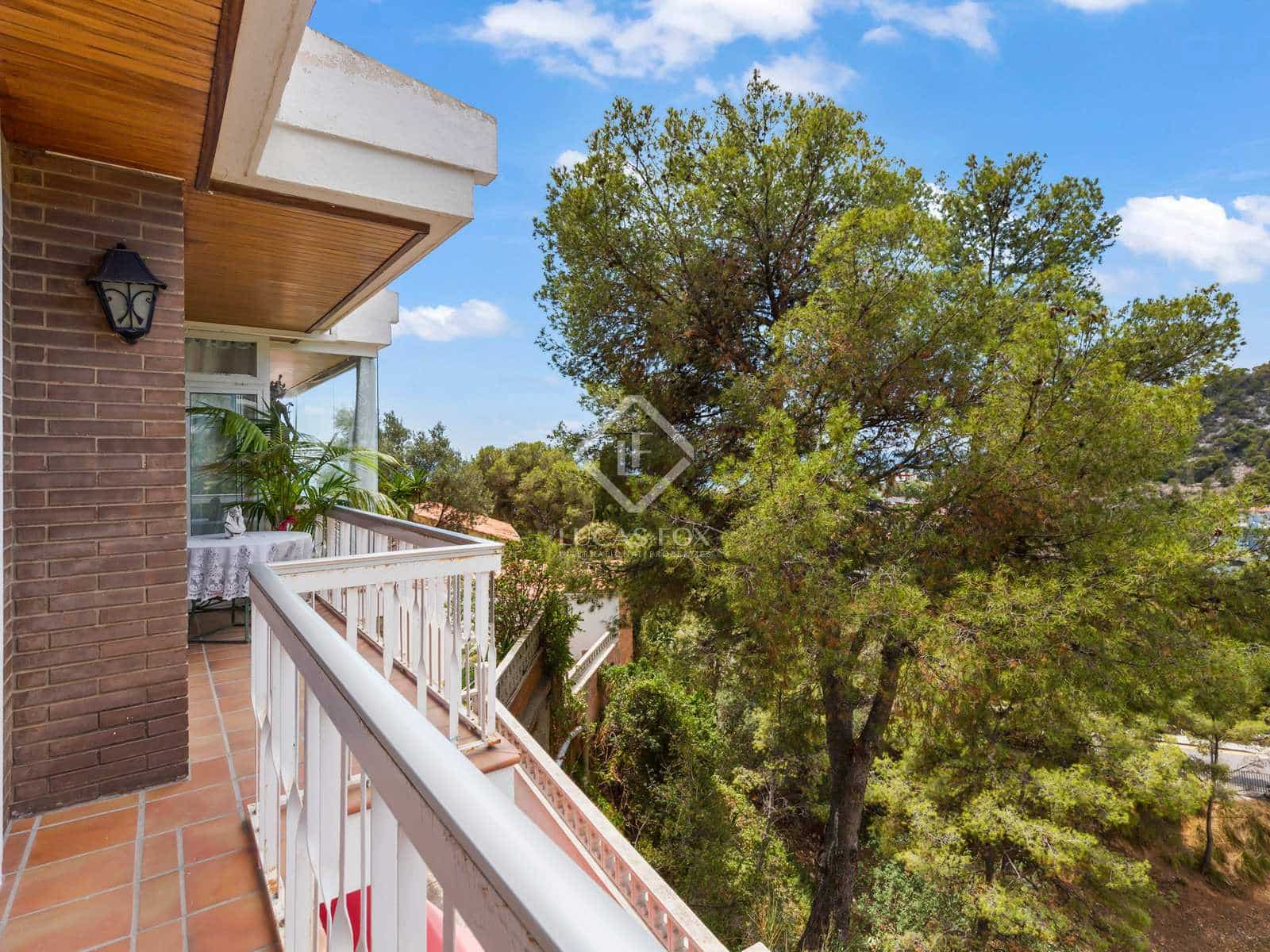 5 sovrum Villa till salu i Castelldefels med pool garage - 1 390 000 € (Ref: 7618055)