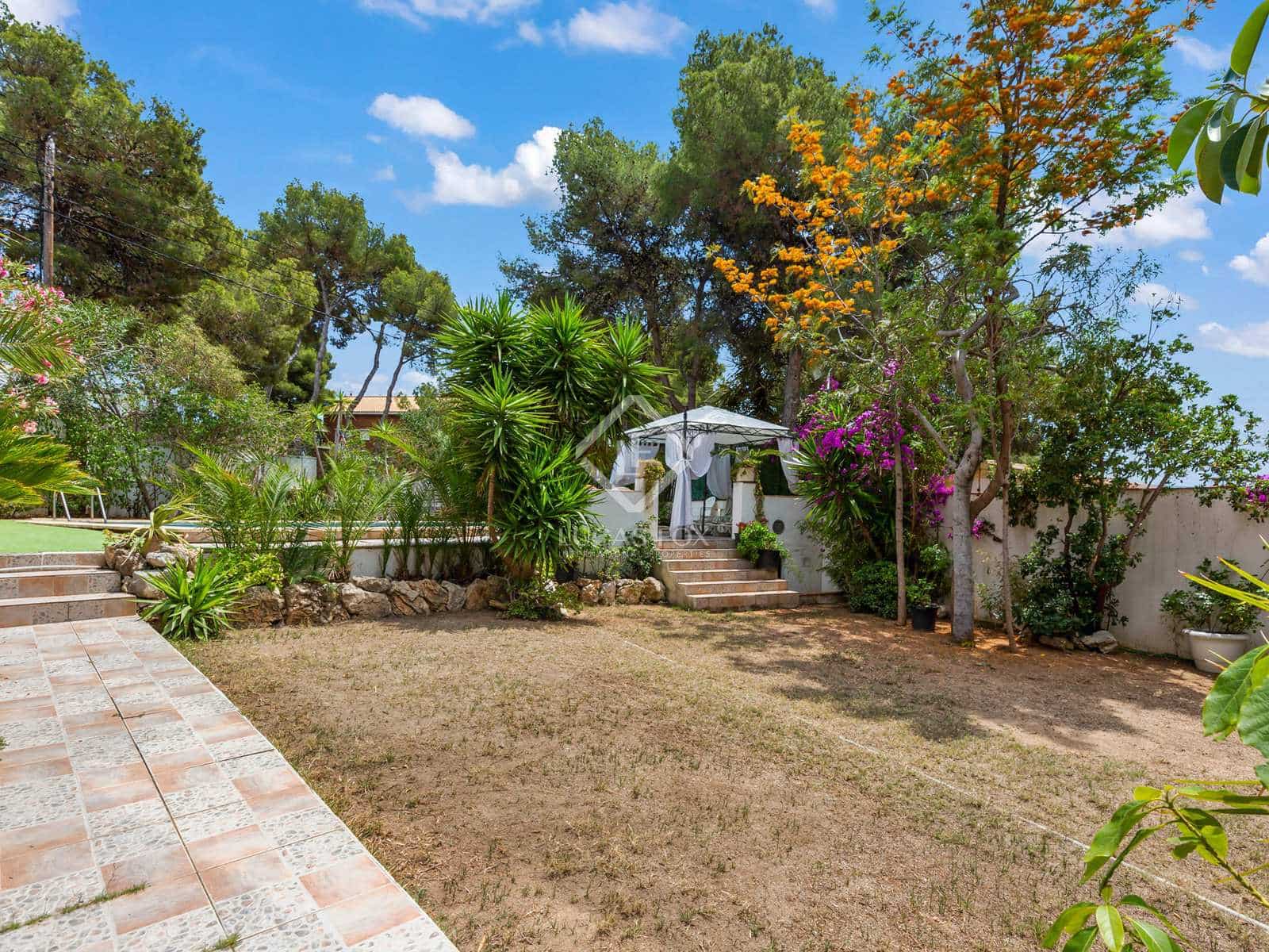 5 sovrum Villa till salu i Castelldefels med pool garage - 1 390 000 € (Ref: 7618055)