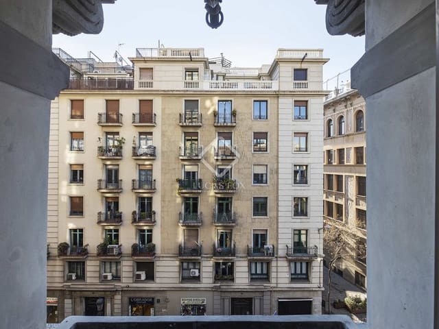 1 slaapkamer Appartement te huur in Barcelona stad - € 3.022 (Ref: 7620896)