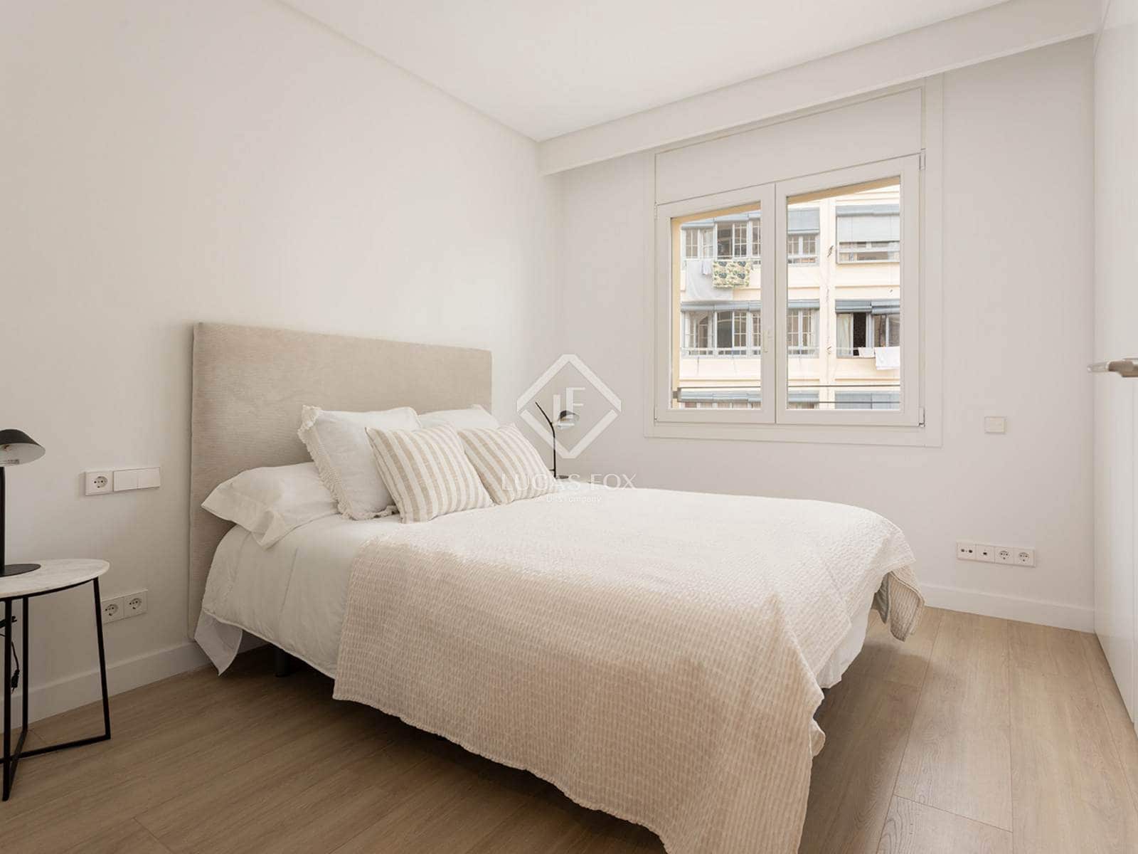 3 bedroom Apartment for sale in Barcelona city - € 995,000 (Ref: 7626091)