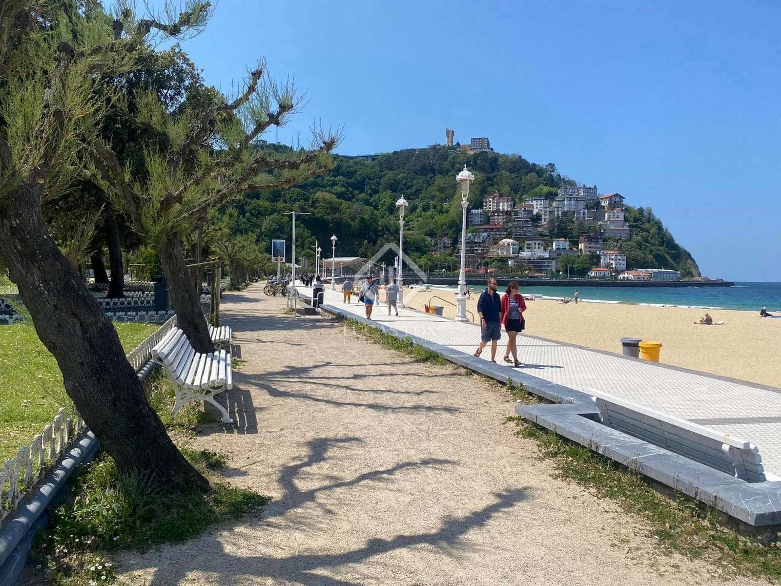 8 soveværelse Villa til salg i Donostia-San Sebastian med garage - € 3.500.000 (Ref: 7626099)