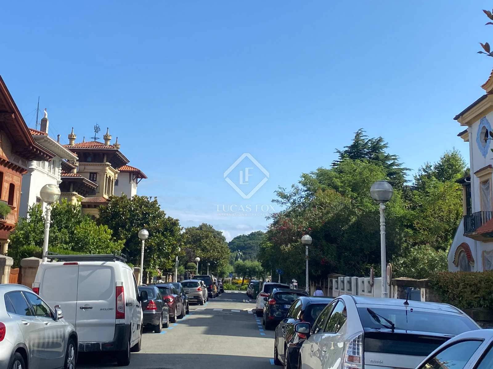 8 soveværelse Villa til salg i Donostia-San Sebastian med garage - € 3.500.000 (Ref: 7626099)