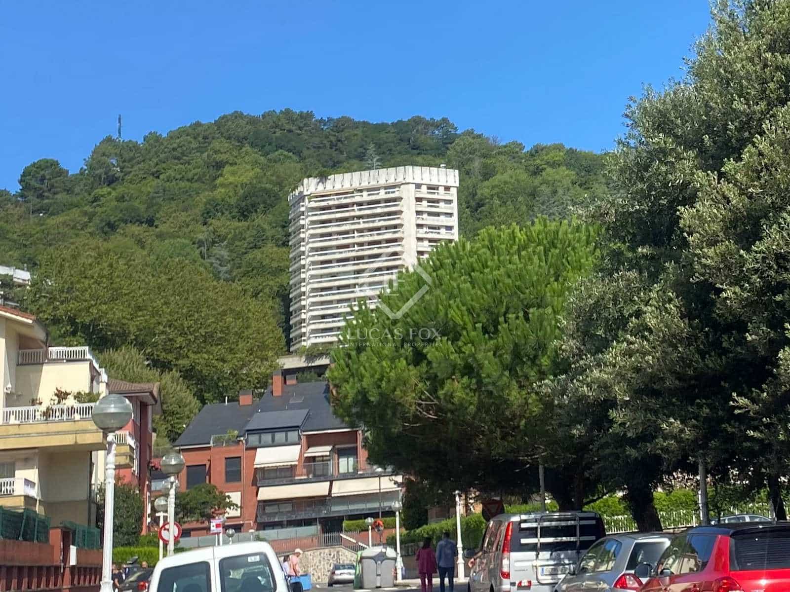 8 soveværelse Villa til salg i Donostia-San Sebastian med garage - € 3.500.000 (Ref: 7626099)