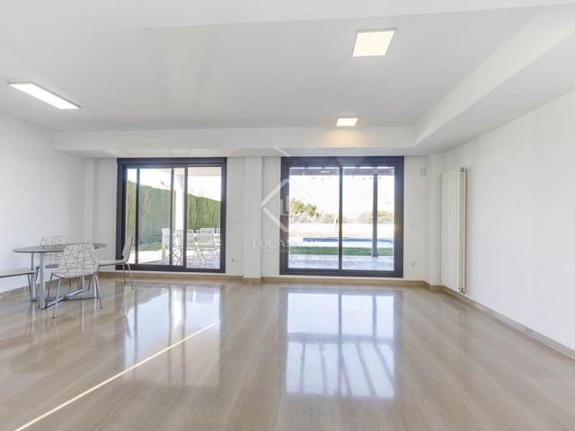 7 Zimmer Villa zu vermieten in Bétera mit Pool Garage - 4.500 € (Ref: 7626105)
