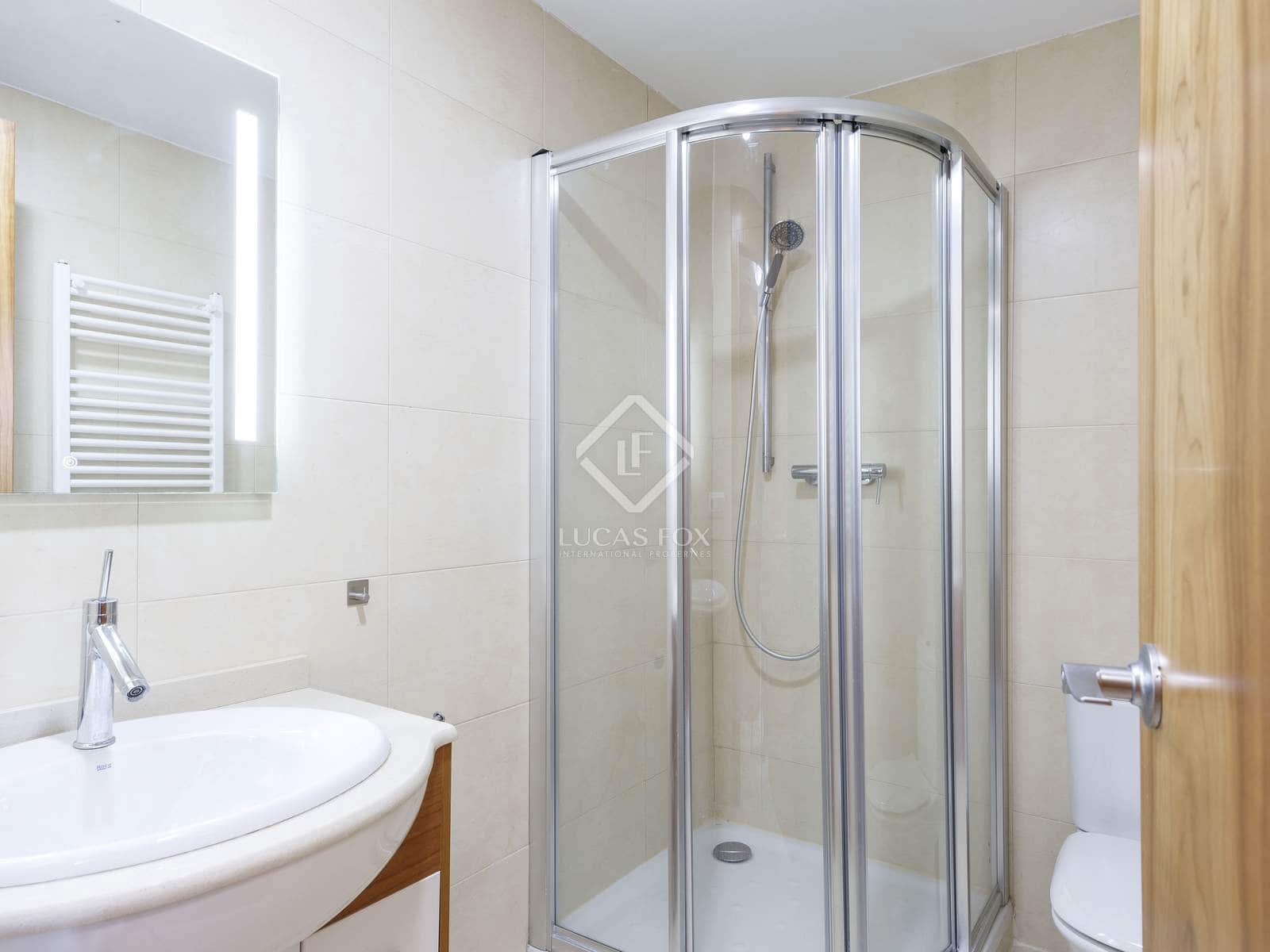 7 bedroom Villa for rent in Betera with pool garage - € 4,500 (Ref: 7626105)