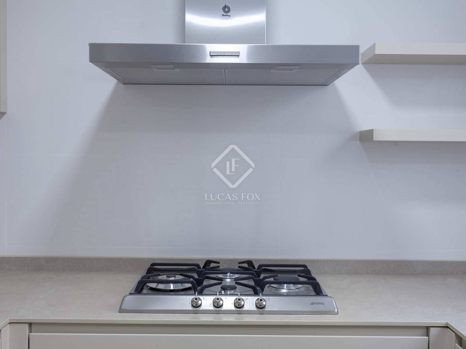 3 quarto Apartamento para arrendar em Valencia cidade - 2 700 € (Ref: 7626106)