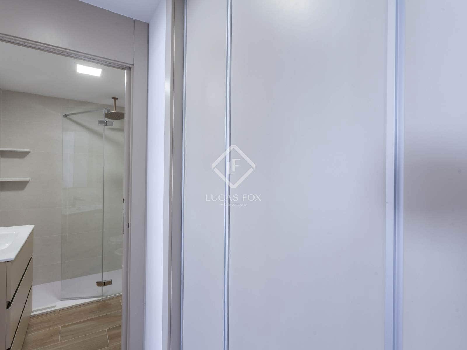 3 quarto Apartamento para arrendar em Valencia cidade - 2 700 € (Ref: 7626106)