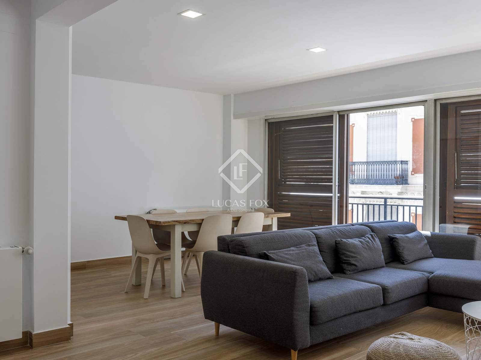 3 quarto Apartamento para arrendar em Valencia cidade - 2 700 € (Ref: 7626106)