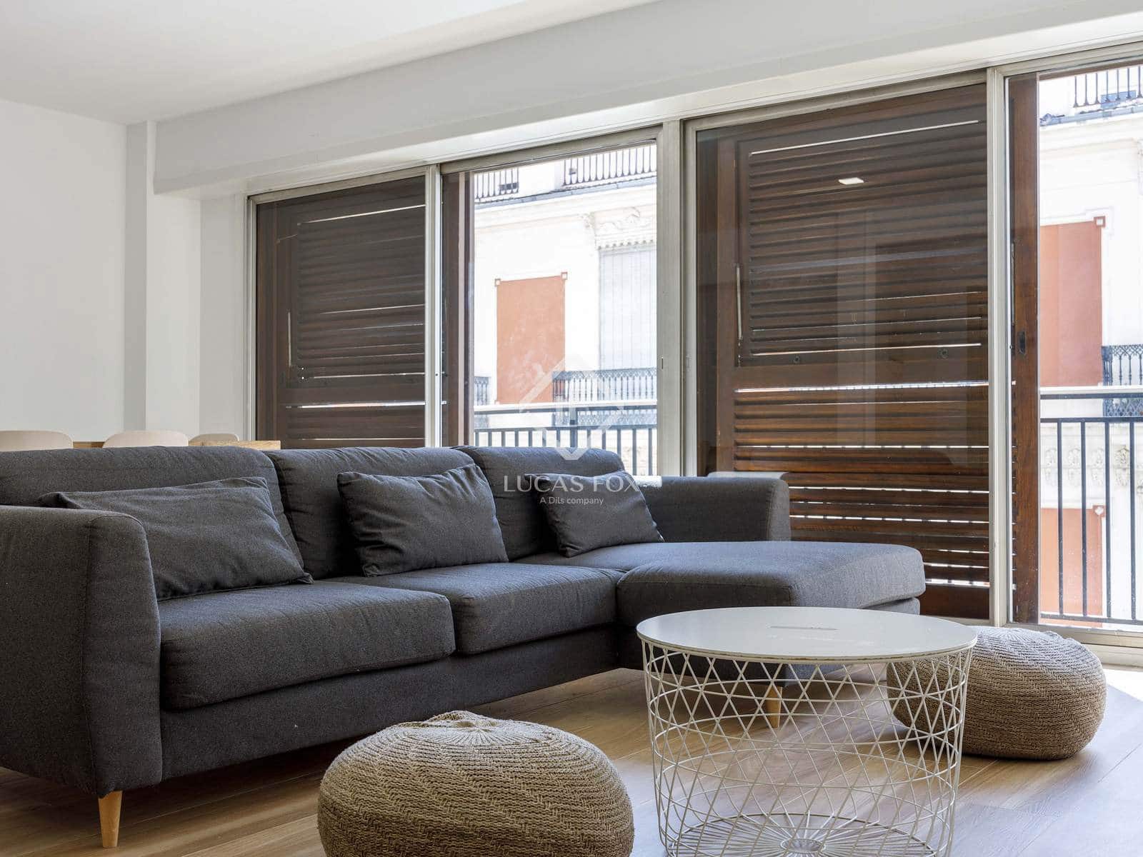 3 quarto Apartamento para arrendar em Valencia cidade - 2 700 € (Ref: 7626106)