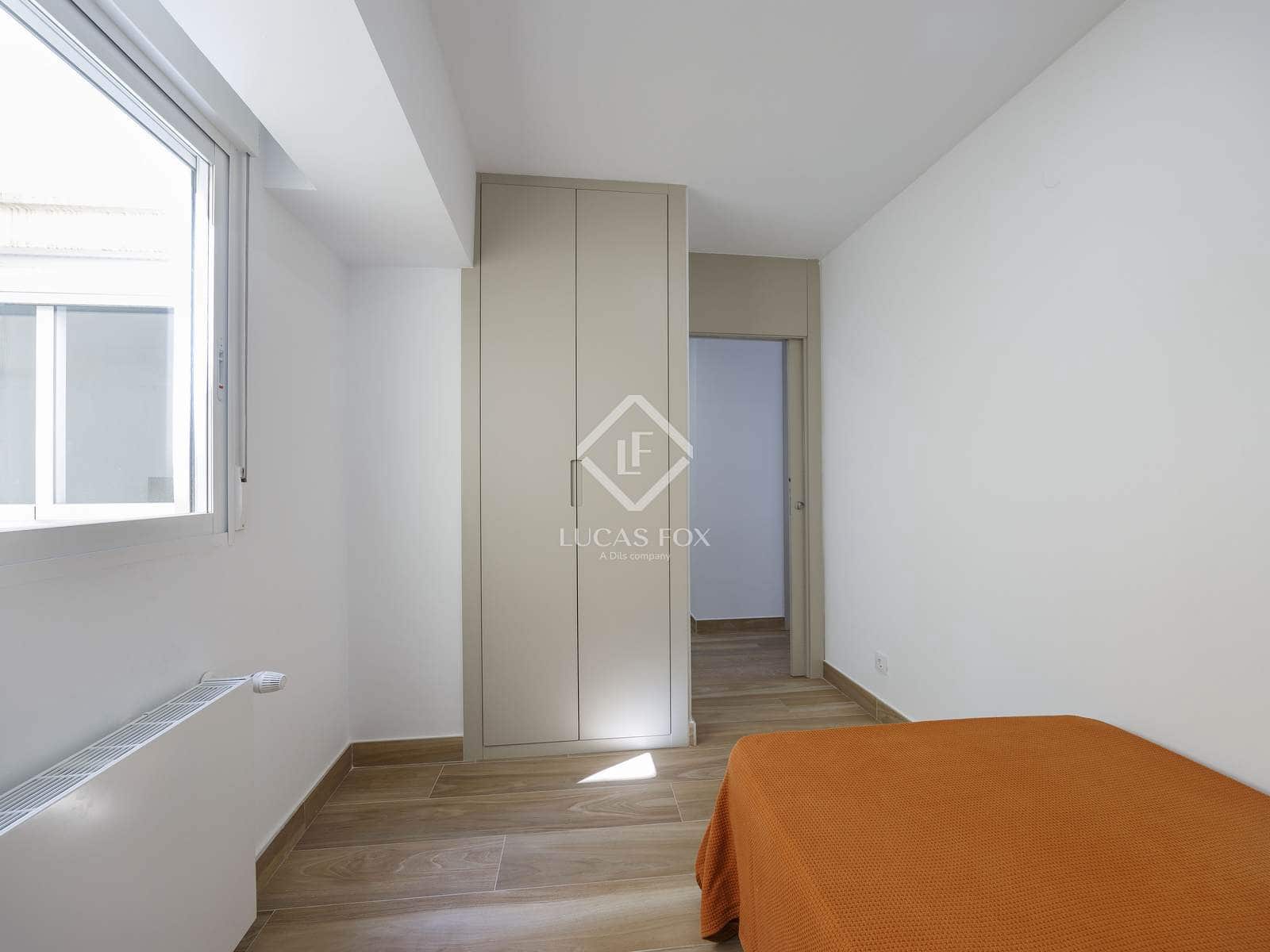 3 quarto Apartamento para arrendar em Valencia cidade - 2 700 € (Ref: 7626106)