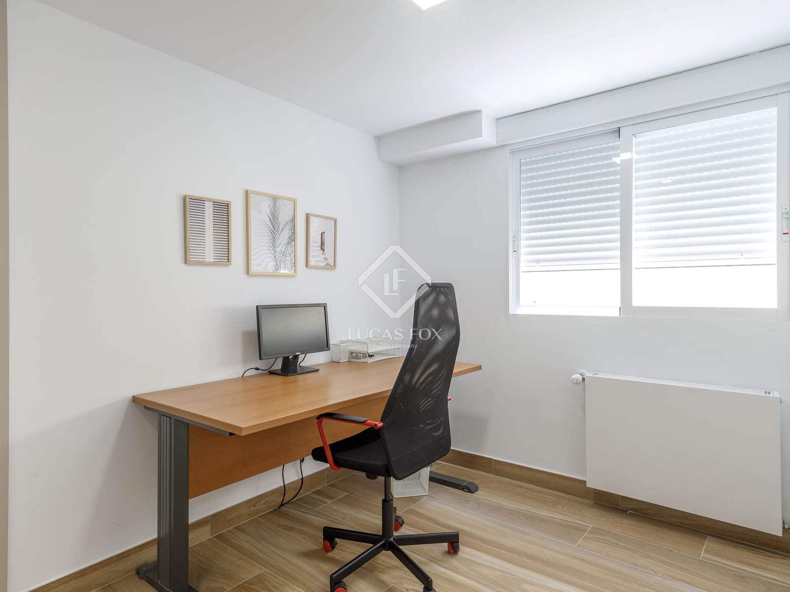 3 quarto Apartamento para arrendar em Valencia cidade - 2 700 € (Ref: 7626106)